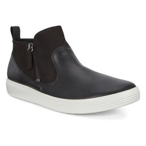 ECCO Soft Classic Bootie Sneaker